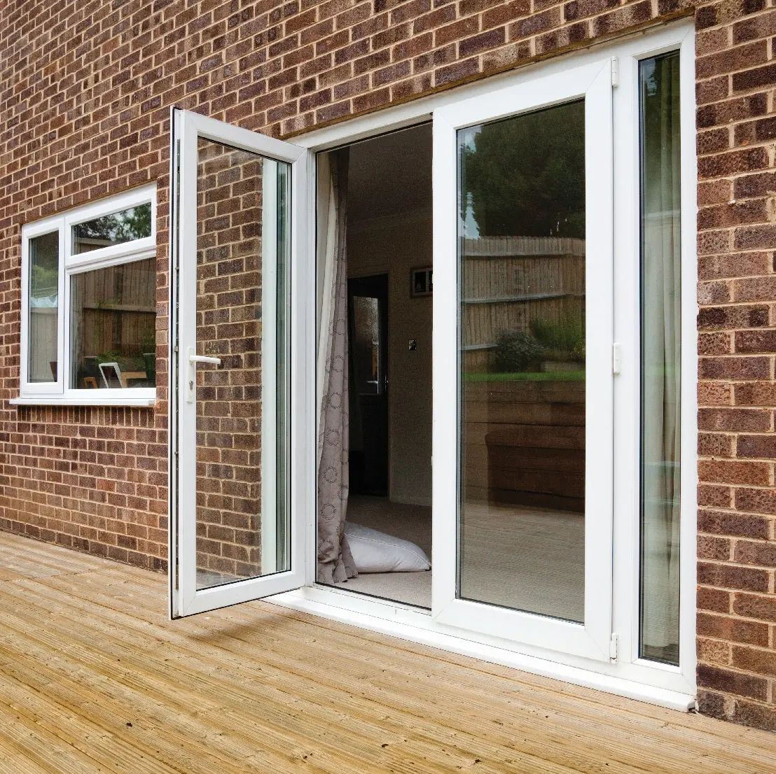 Perfil Upvc Inversor 60Mm Serie Abatible Upview Carbone Espesor 2.5Mm Largo 5.85M Color Blanco Microtexturizado 2