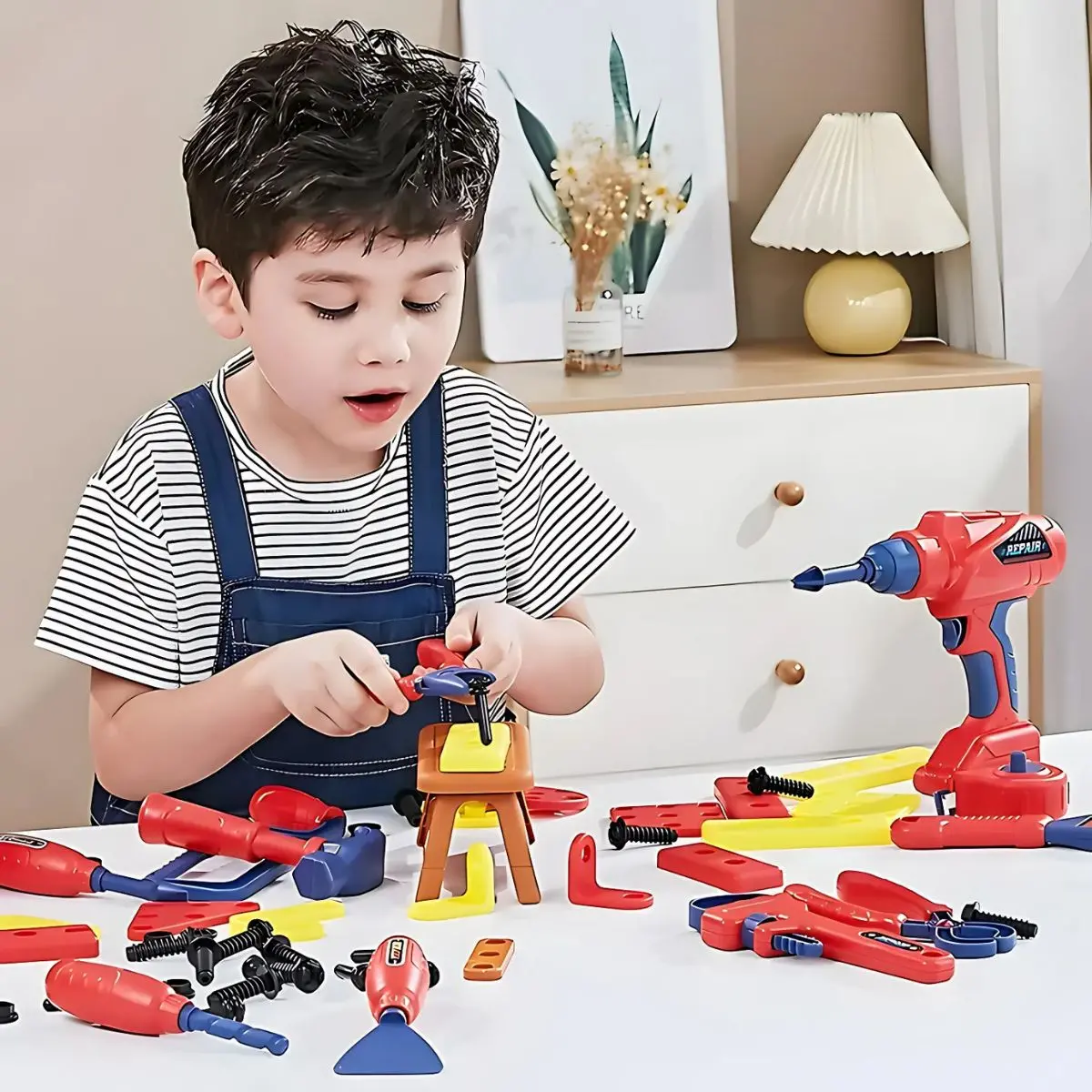 Herramientas De Juguete Para Niños. Set De 47 Piezas Con Taladro Eléctrico Y Casco. Juego De Construcción Educativo. 1