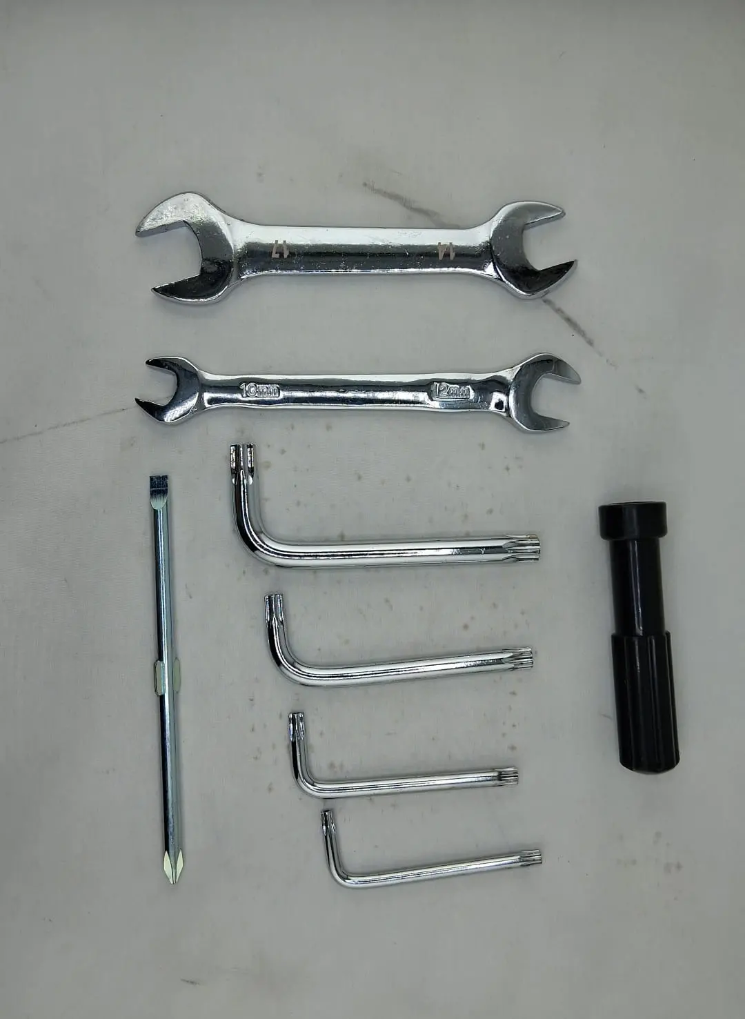 Kit De Herramientas (Trk502x) (Codigo Anterior Mo-Rep-02100P250010) 1