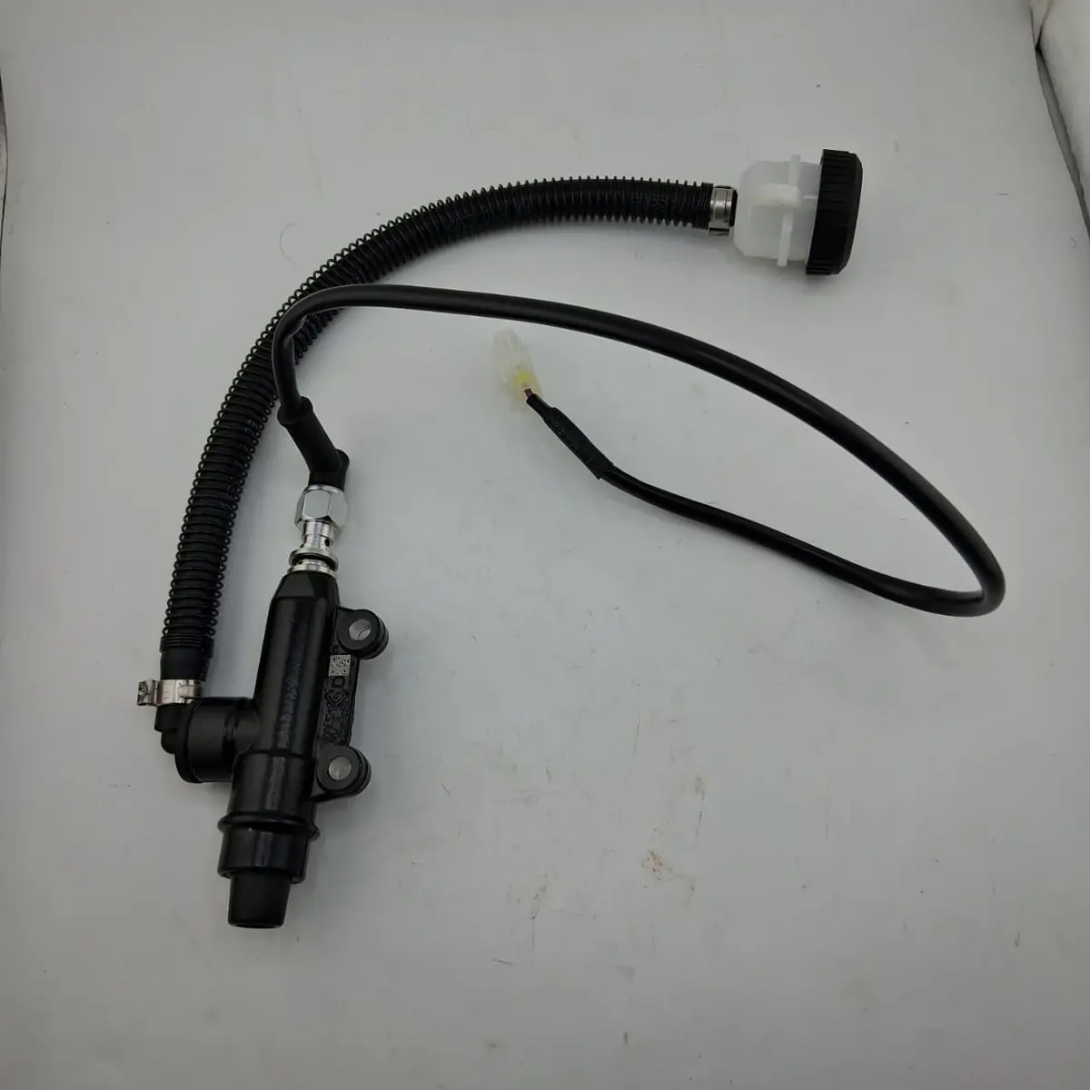 Contenedor De Liquido De Frenos (Leoncino500trail) Brake Fluid Reservoir 1