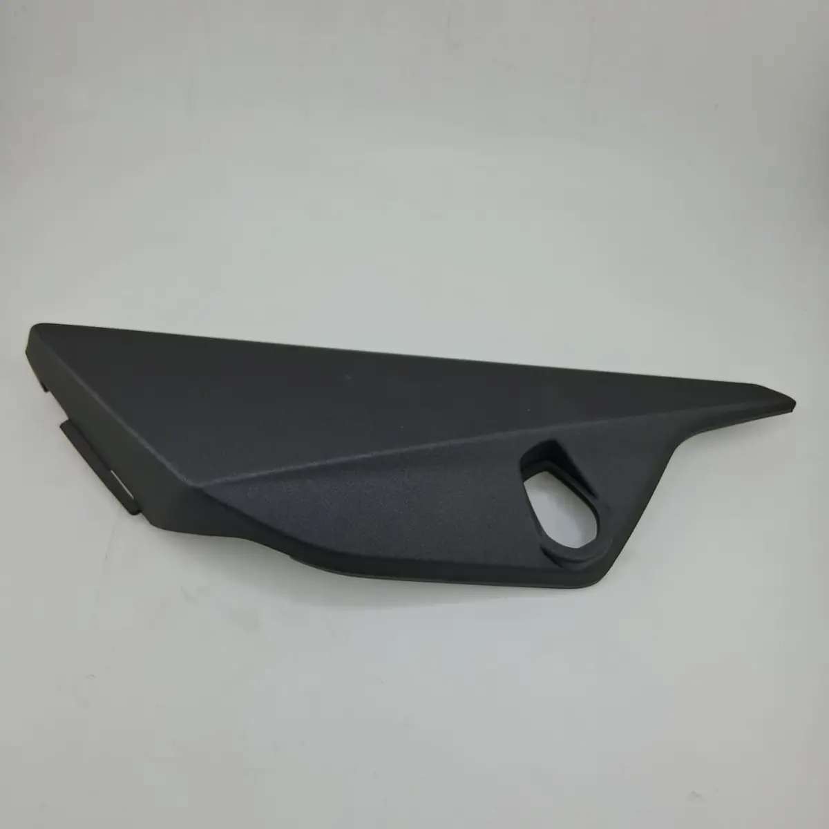 Covertor Decorativo Del Faro Izquierdo Negro Con Calcomanias (Minnix150) Headlight Left Decorative Part Black With Sticker 1