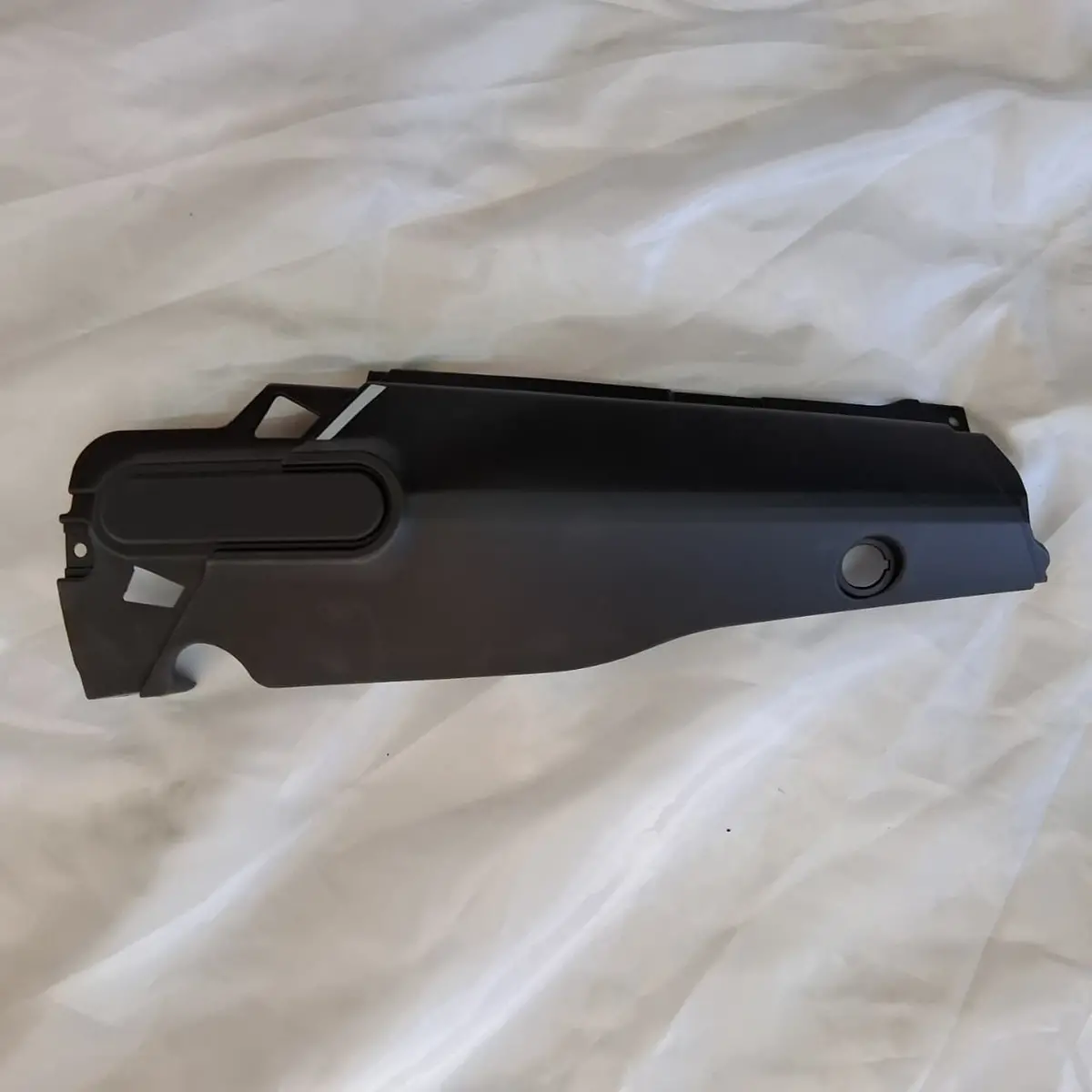 Covertor Del Colin Izquierdo Negro Con Calcomanias (Leoncino250) Left Tail Cover Matt Black Bg With Sticker 1