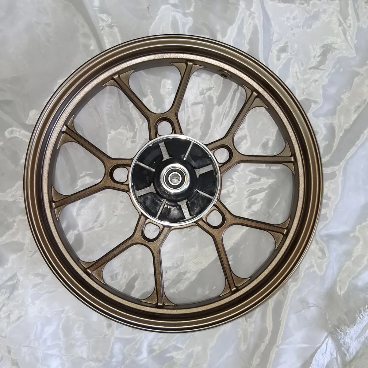 Rim Trasero Dorado (Rk150) Rear Wheel Golden 1