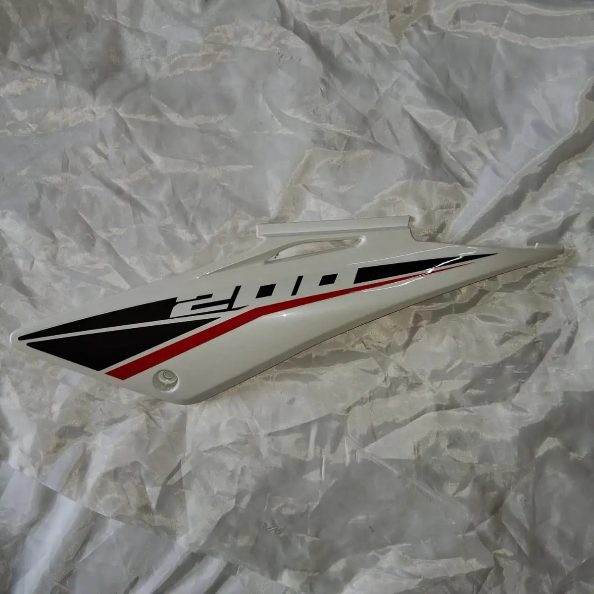 Covertor Trasero Izquierdo Blanco (Tx200 New) Left Tail Cover White W1 1