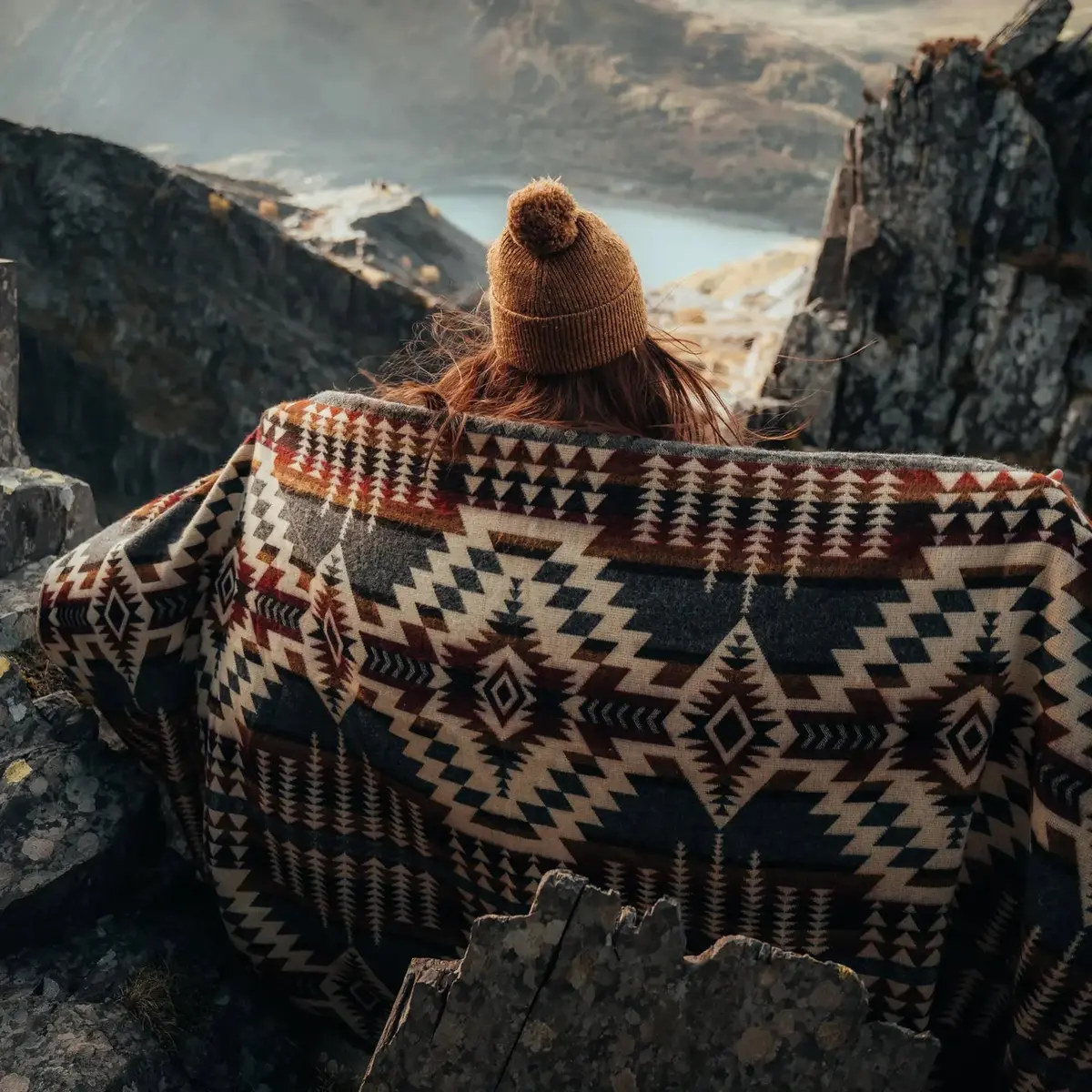 Secoya Blanket In Campfire Ash 1