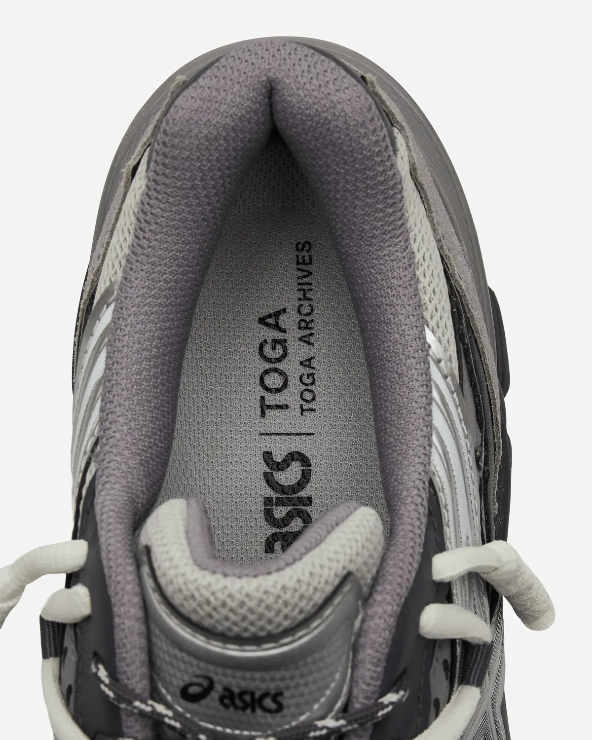 Toga Archives Gel-Cumulus 16 Sneakers Grey / Black Pure Silver 7