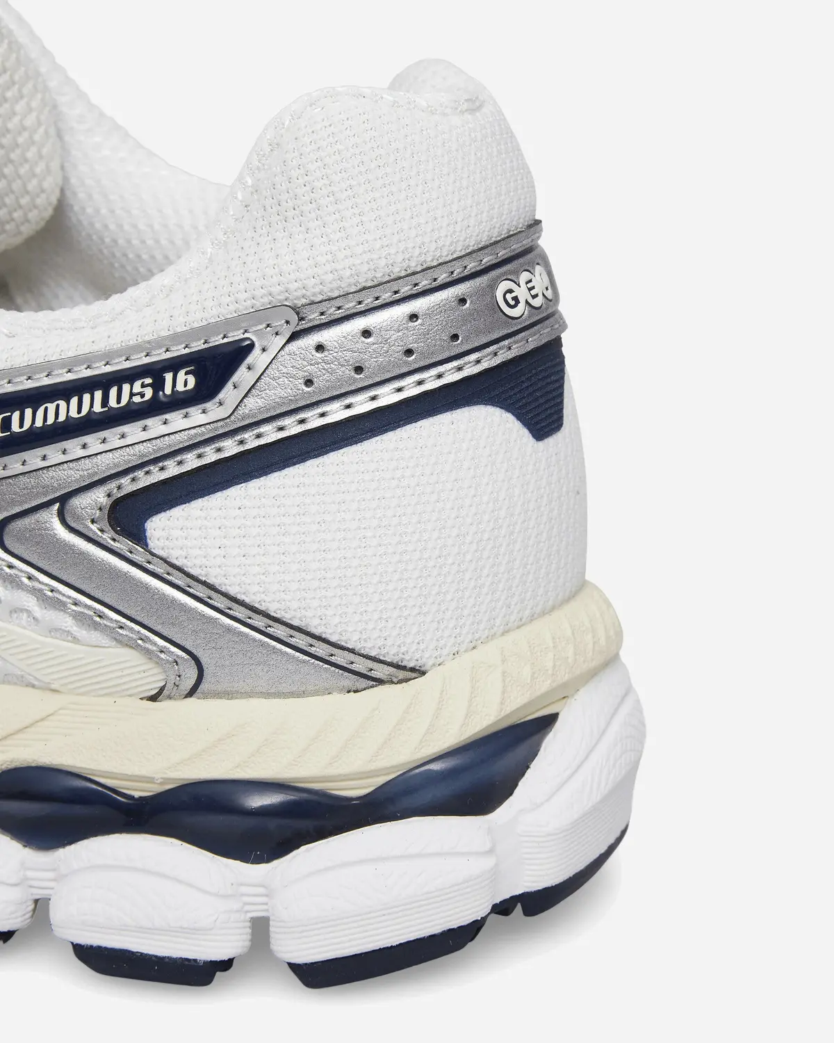 Gel-Cumulus 16 Sneakers White / Midnight 6