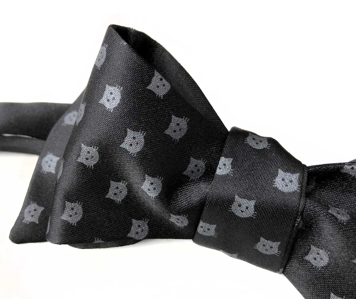 Cat Face Bow Tie, Repeating Cat Dot Print 2