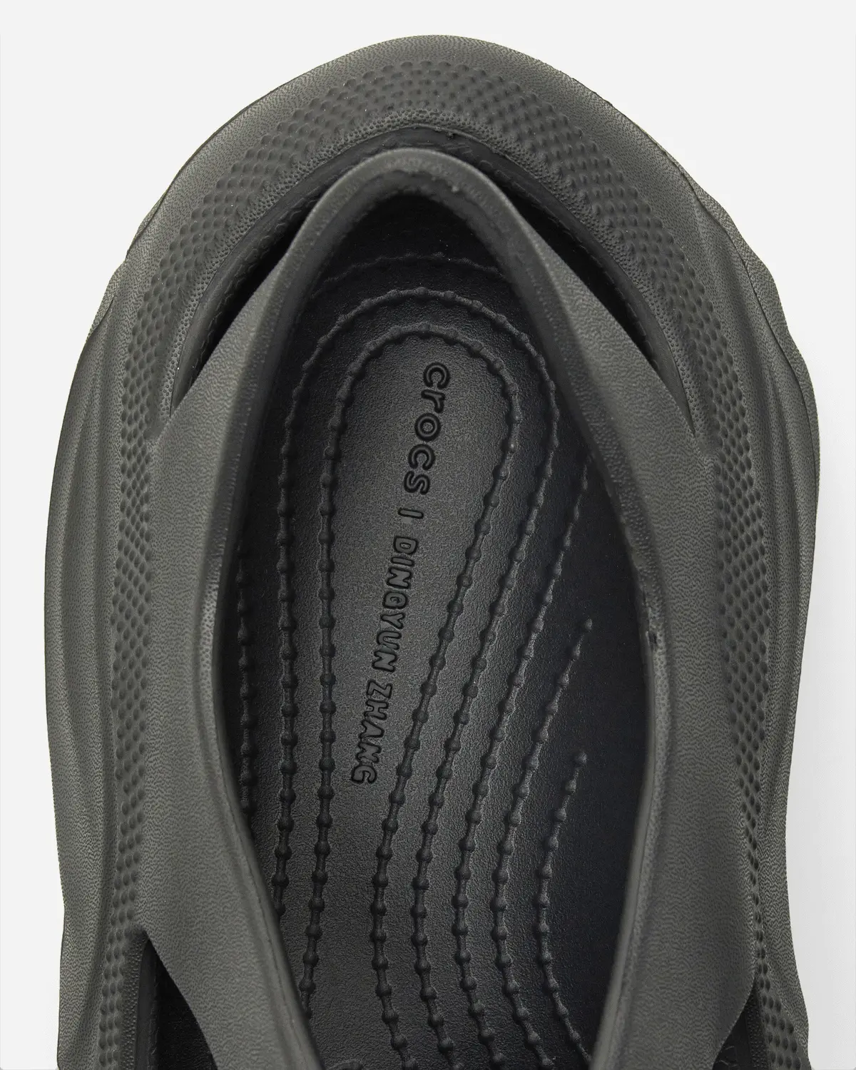Dingyun Zhang Diffuser Clogs Black Sand 7