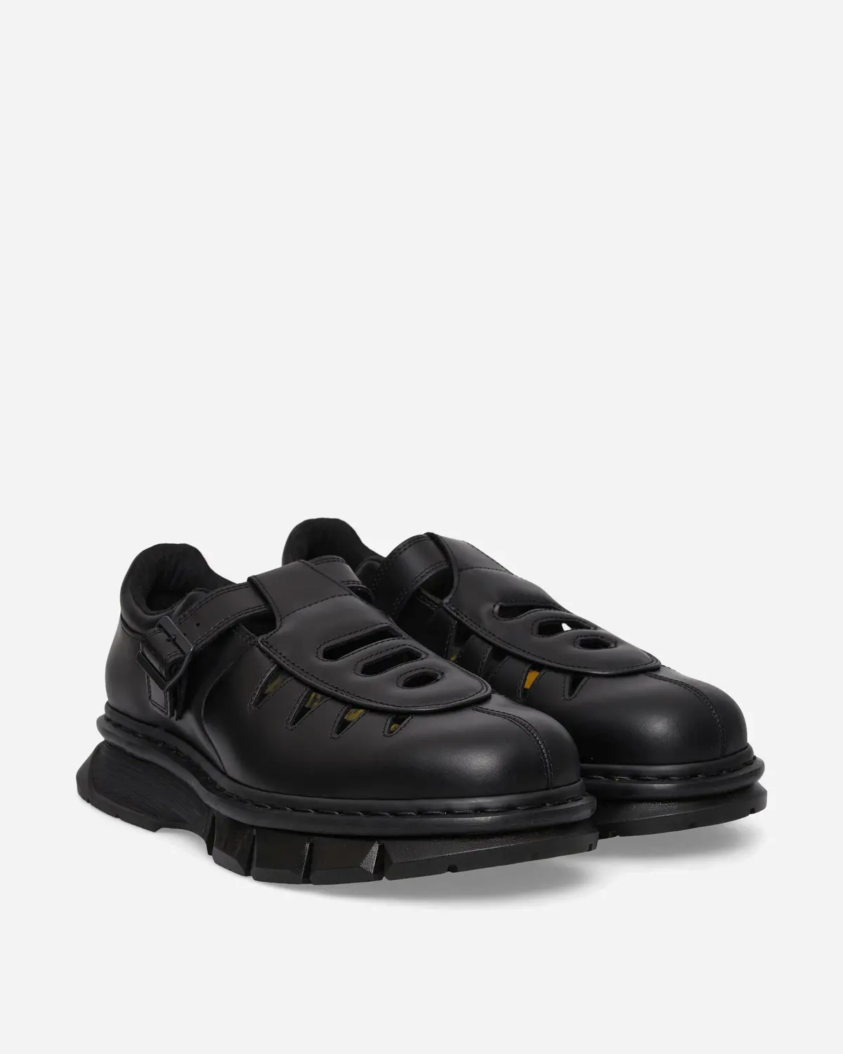 Qubist Fisherman Shoes Black 2