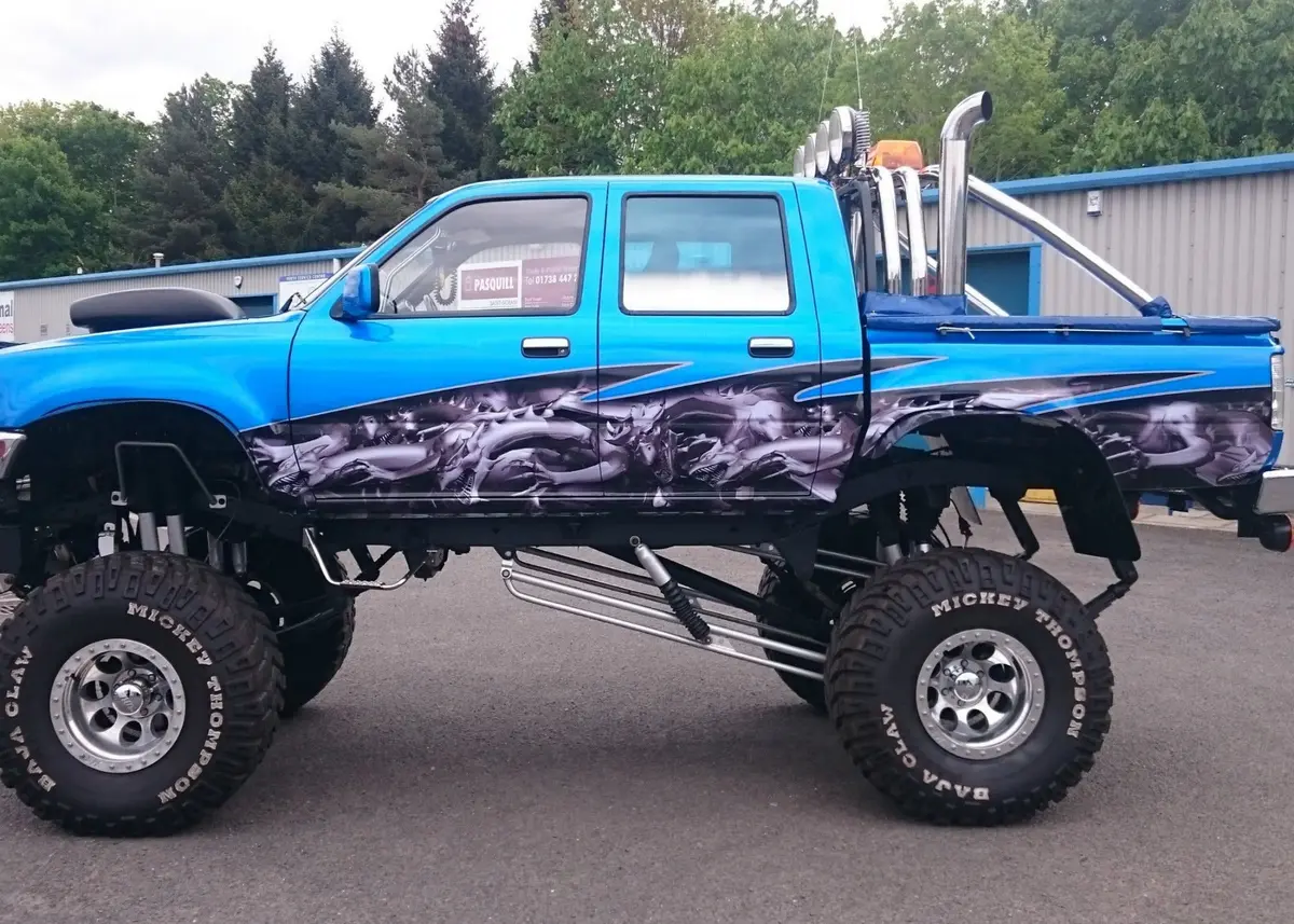 Checkers Dragons Wave Truck Graphic Half Wrap 1