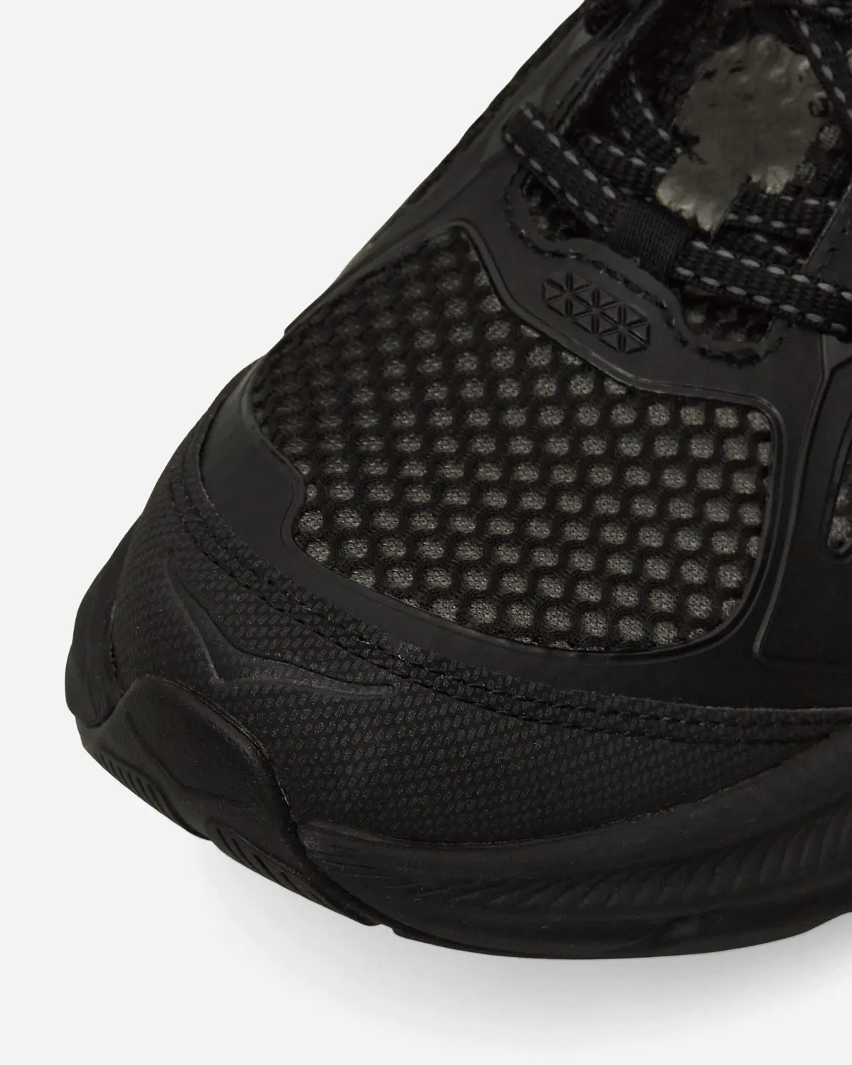 Clifton One9 Sneakers Black / Carbon Black 6