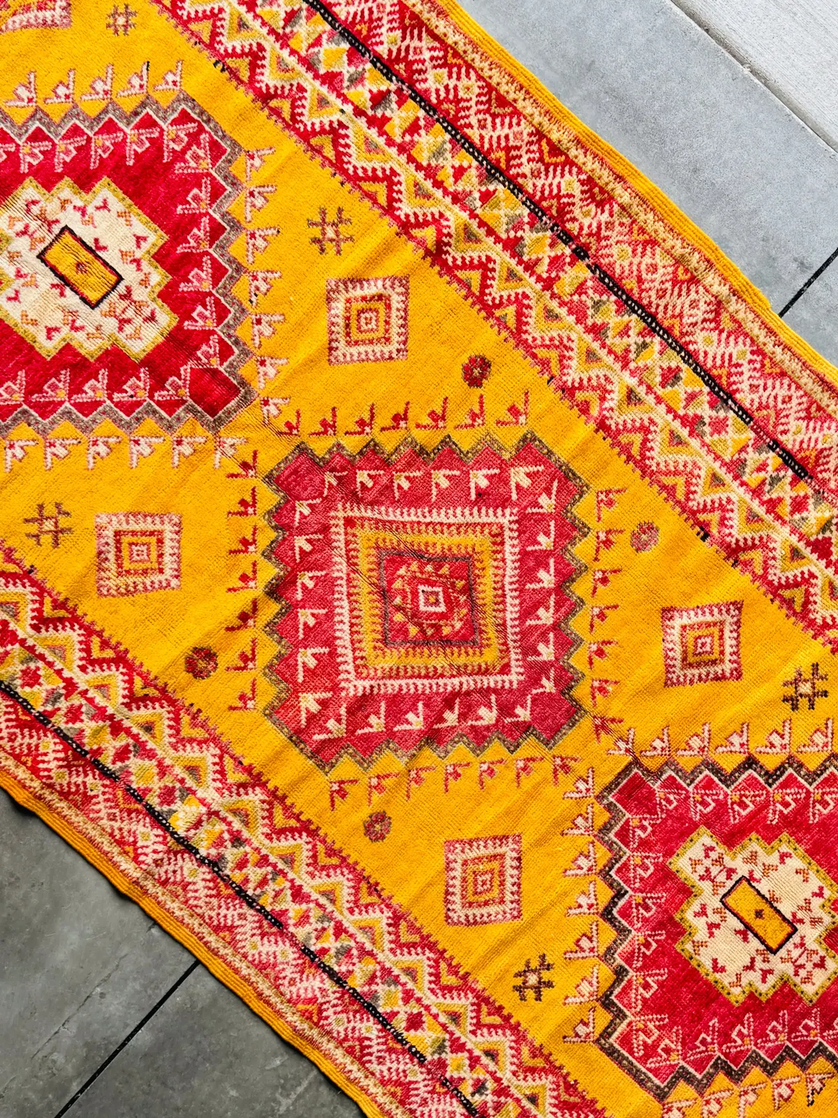 Vintage Ouazguita Moroccan Rug (9' X 4’ 6”) 1