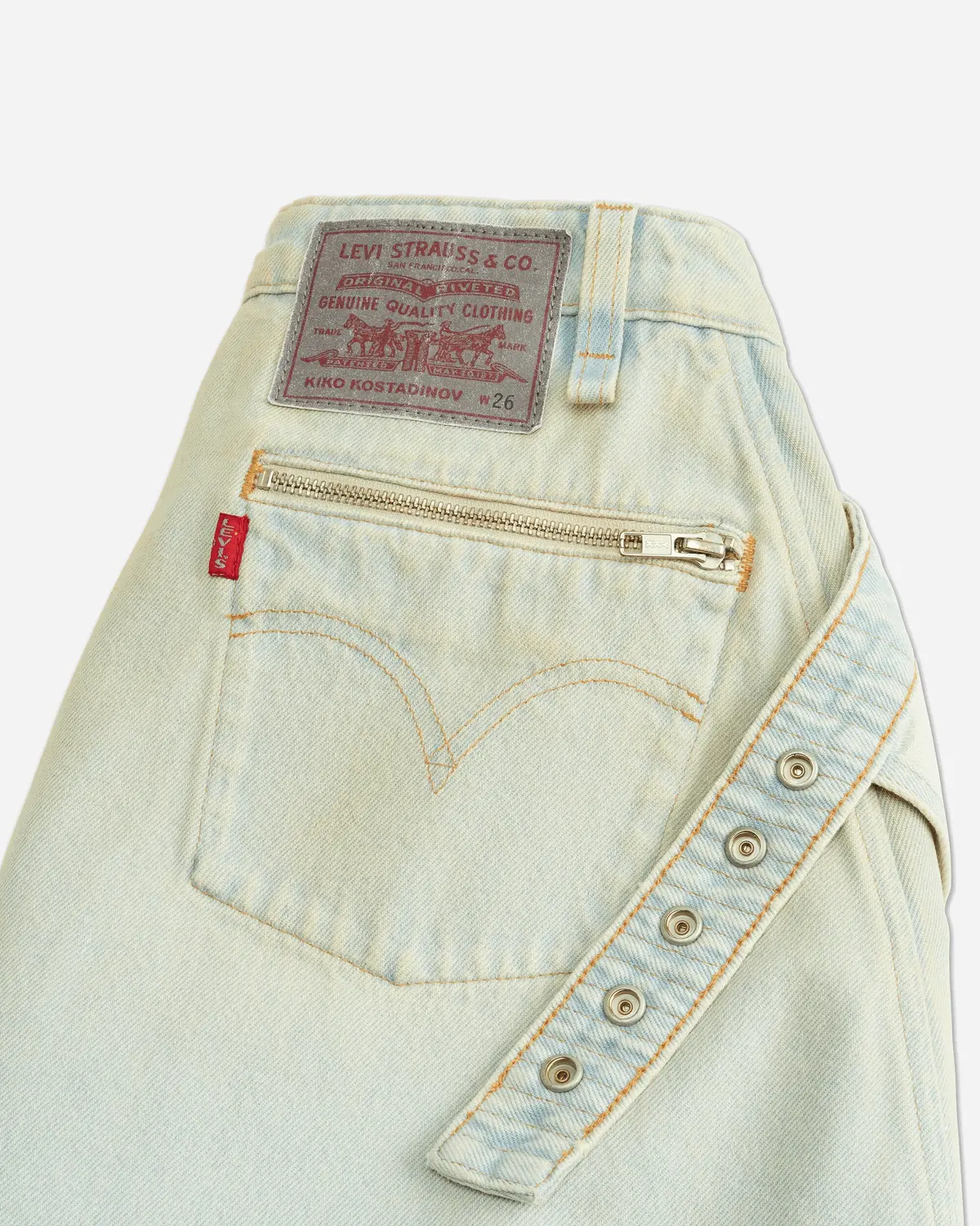 Women's Levi's Carina Apron Shorts Light Indigo Wash 3