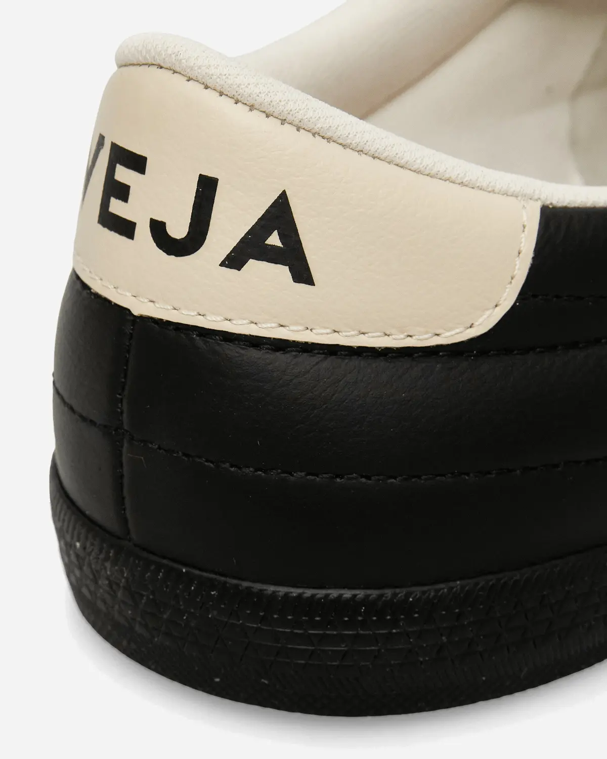 Veja Panenka Leather Sneakers Black 7