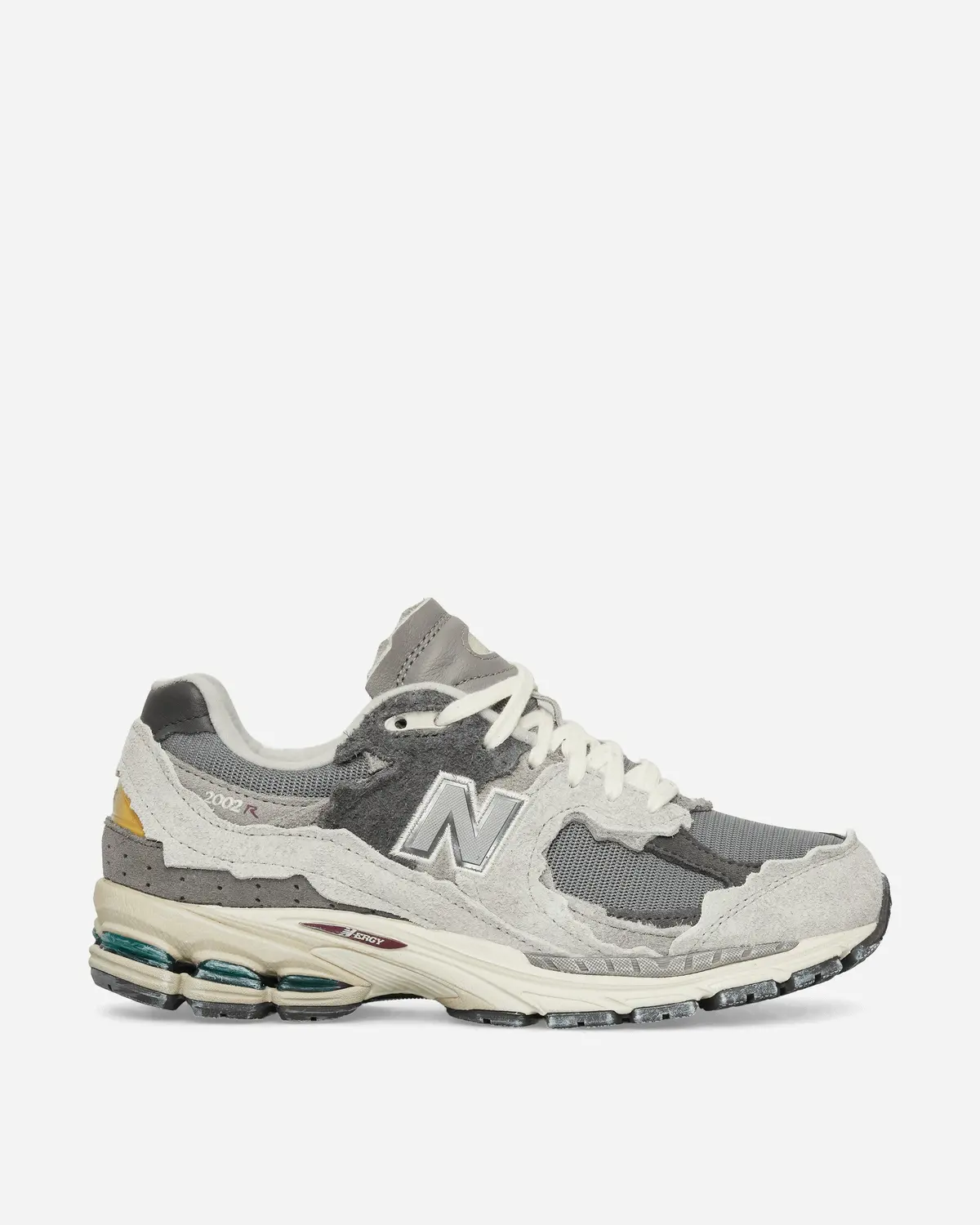 2002R Protection Pack Sneakers Rain Cloud / Magnet 1