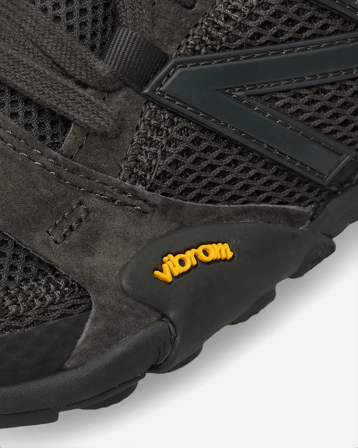Mt10 Sneakers Black / Castlerock 6