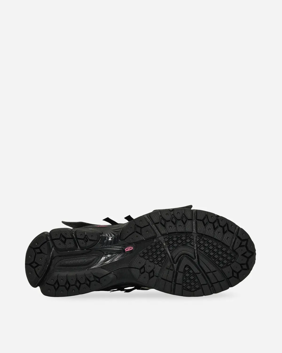 1906A Sneakers Black / Dragon Berry / White 5