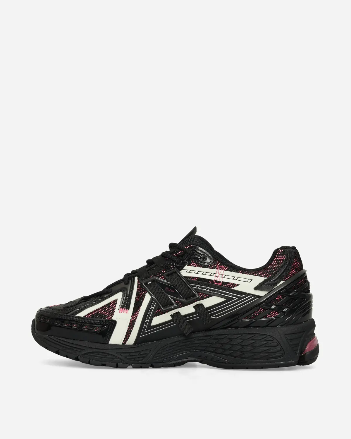 1906A Sneakers Black / Dragon Berry / White 3
