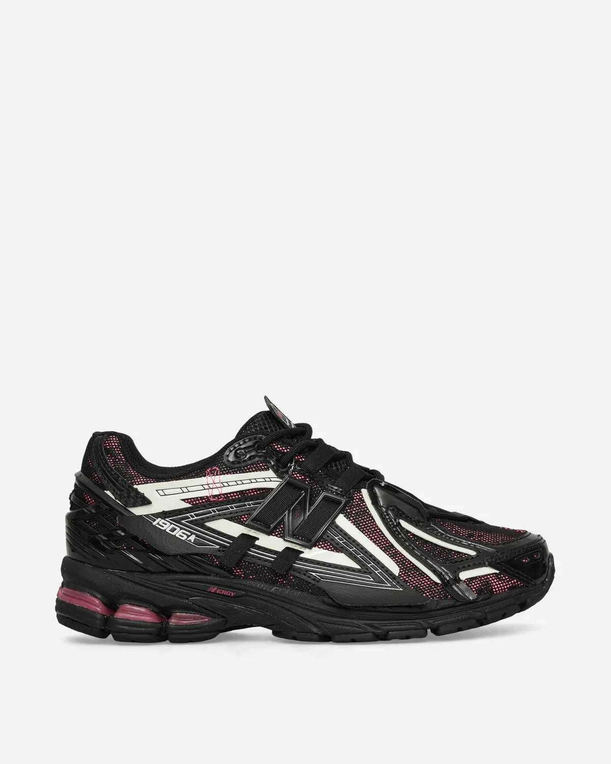 1906A Sneakers Black / Dragon Berry / White 1