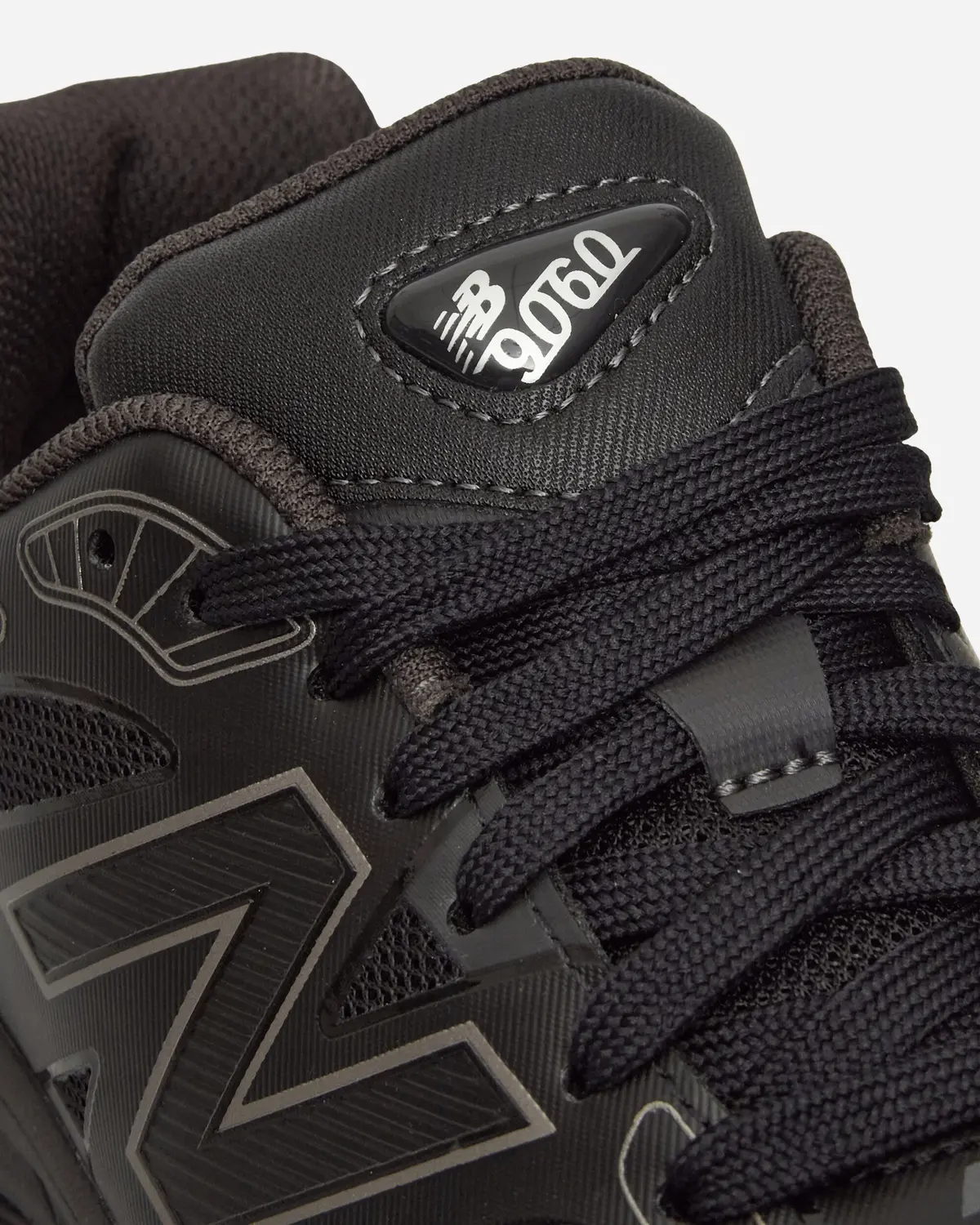 9060Z Sneakers Black / Faded Black 6
