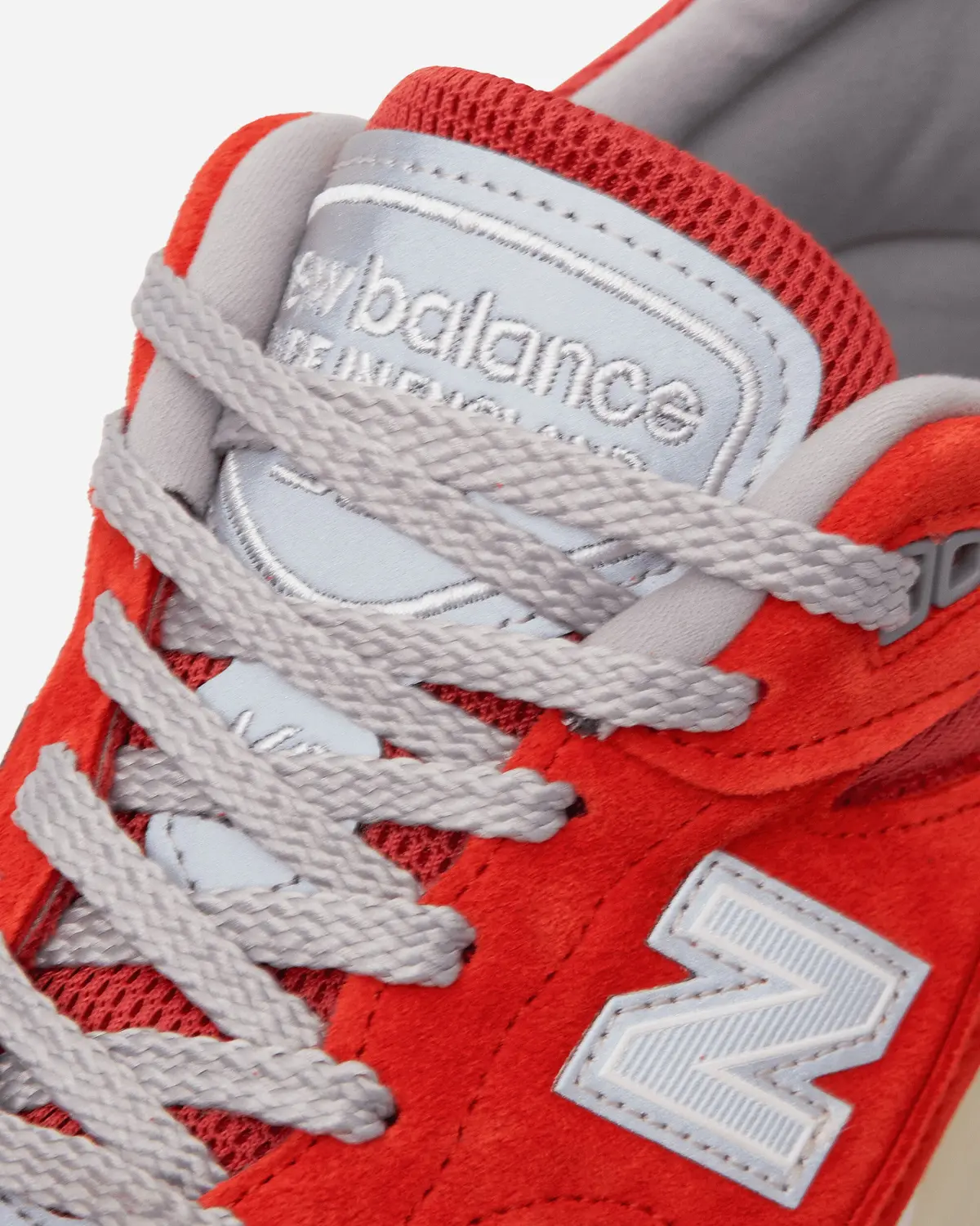 Made In Uk 991V2 Sneakers Grenadine / Fire Whirl 6