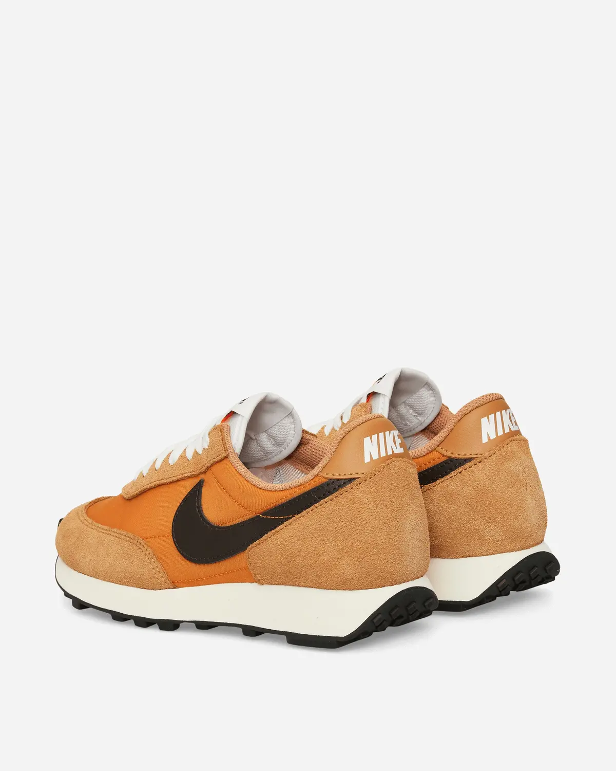 Daybreak Sneakers Flax / Velvet Brown 4