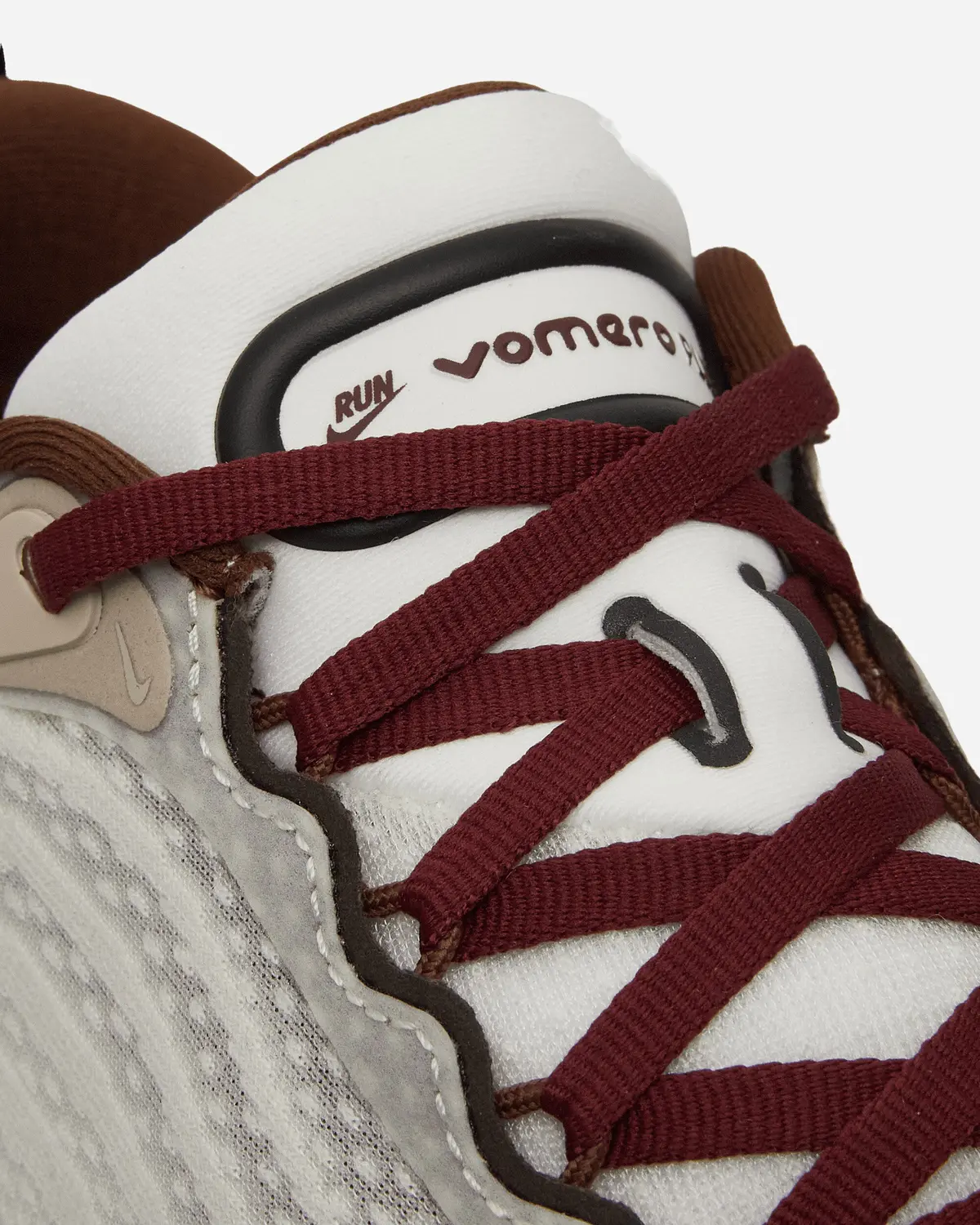 Vomero Plus Sneakers Sail / Baroque Brown 6