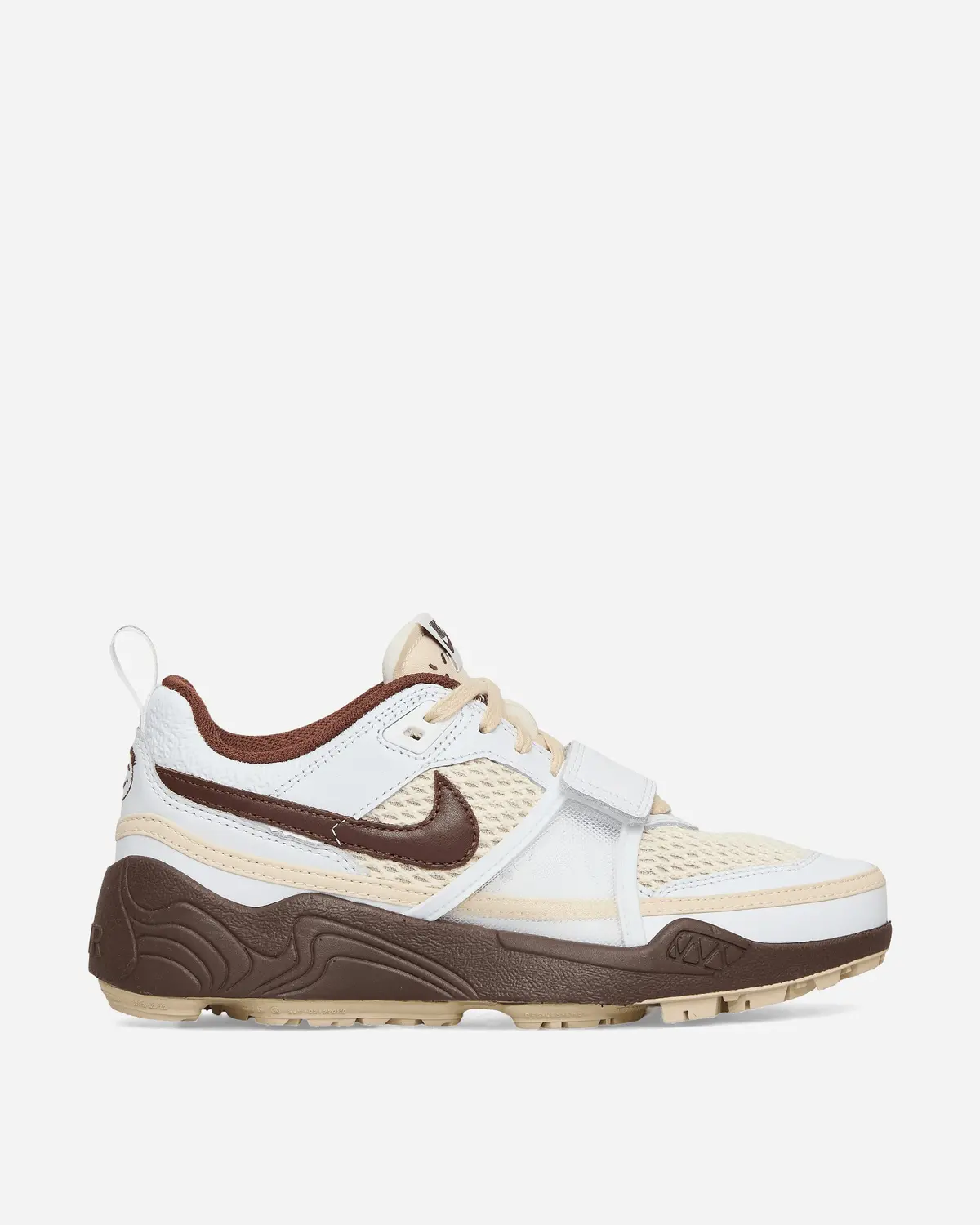 Travis Scott Zoom Field Jaxx Sneakers White / Light Chocolate 1