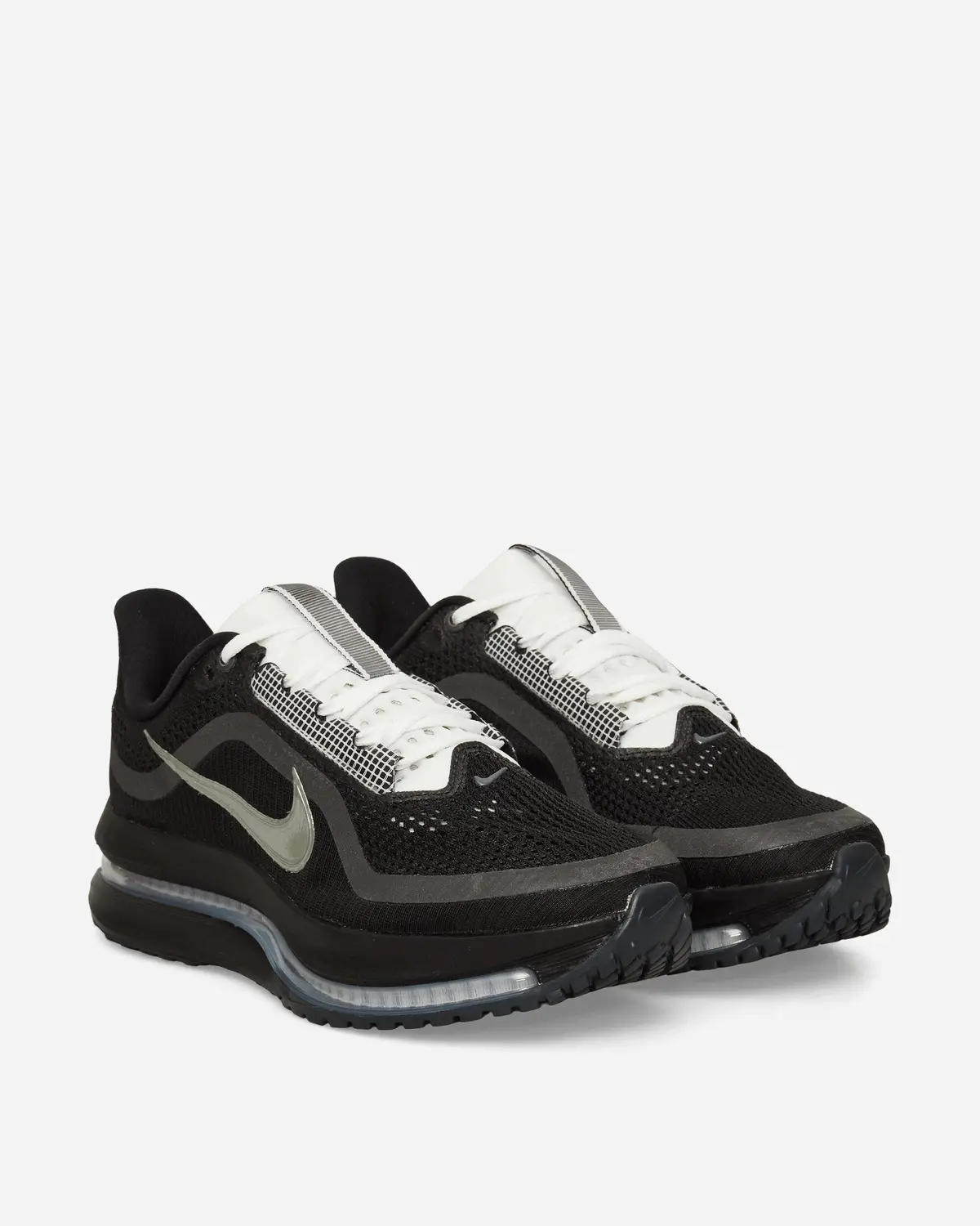 Pegasus Premium Sneakers Black / White 2