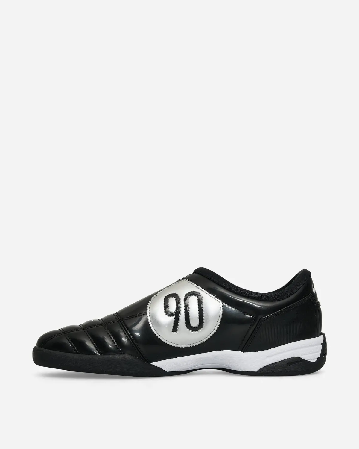 Total 90 Sneakers Black / White 3