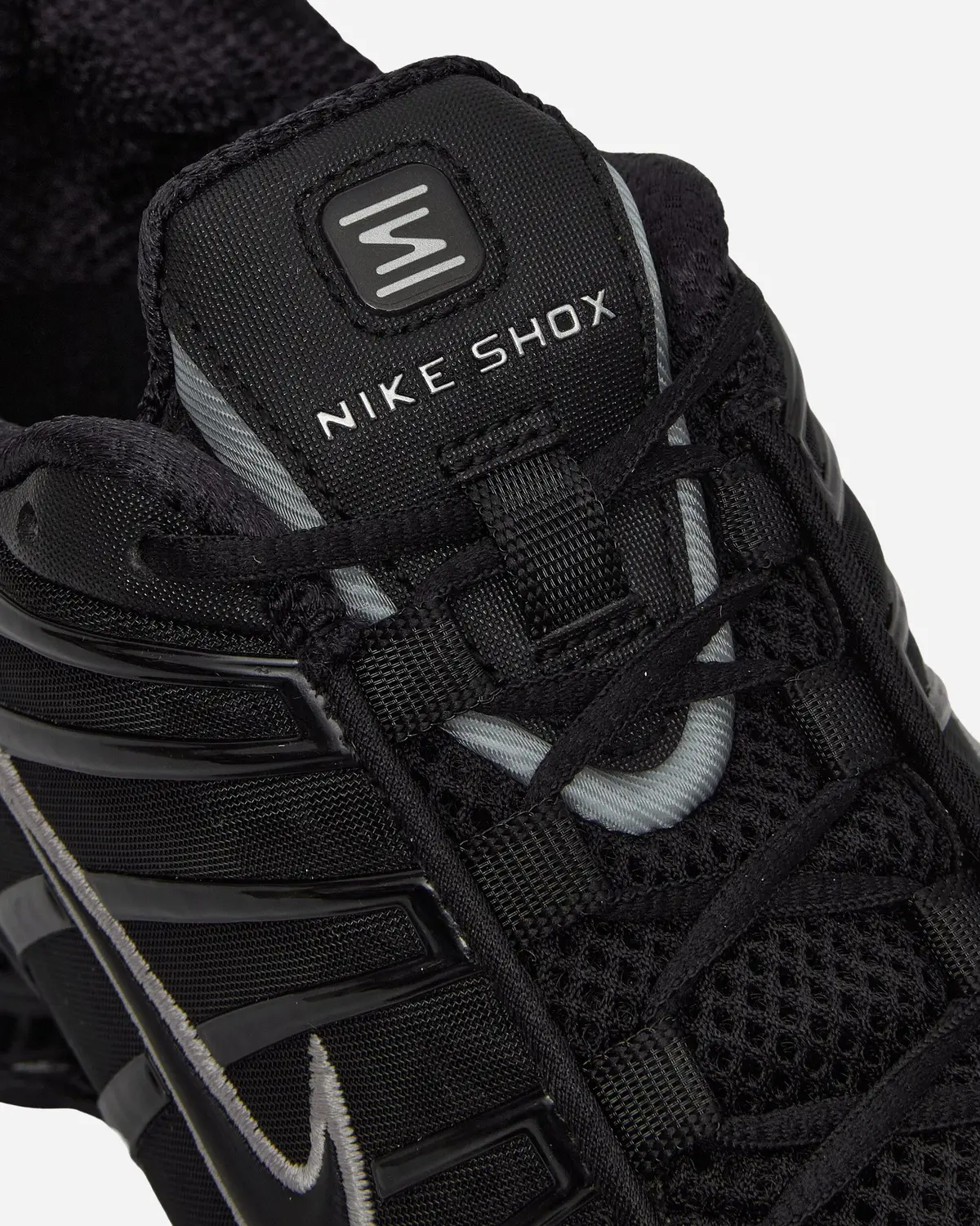 Women's Shox Tl Sneakers Black / Metallic Silver 6