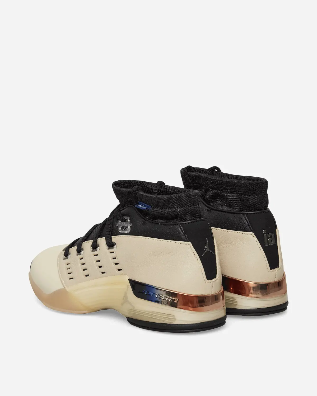 Infinite Archives Air Jordan 17 Retro Low Sneakers Beach / Metallic Silver / Black 4