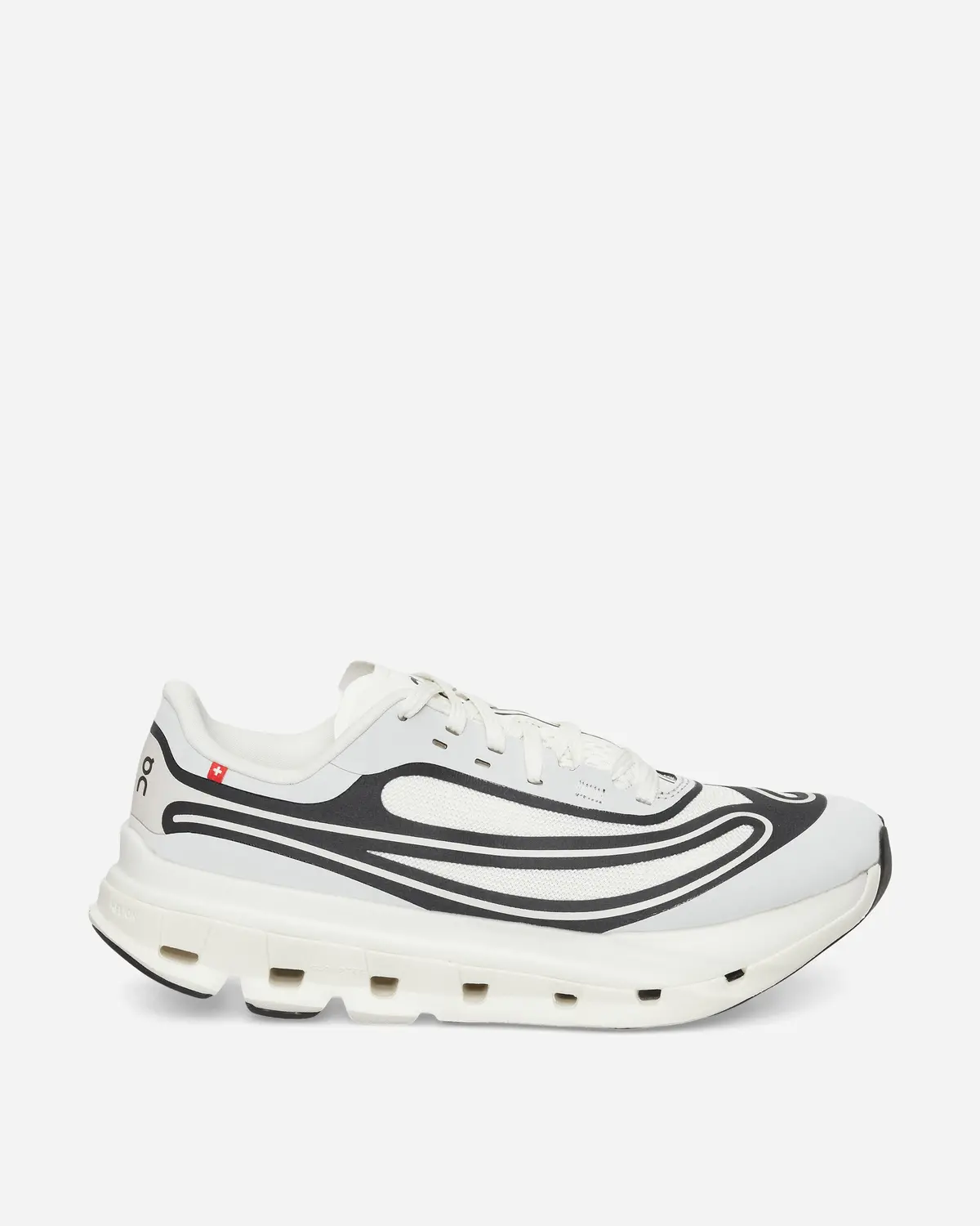 Cloudflow 5 Ad Sneakers Ivory / Black 1