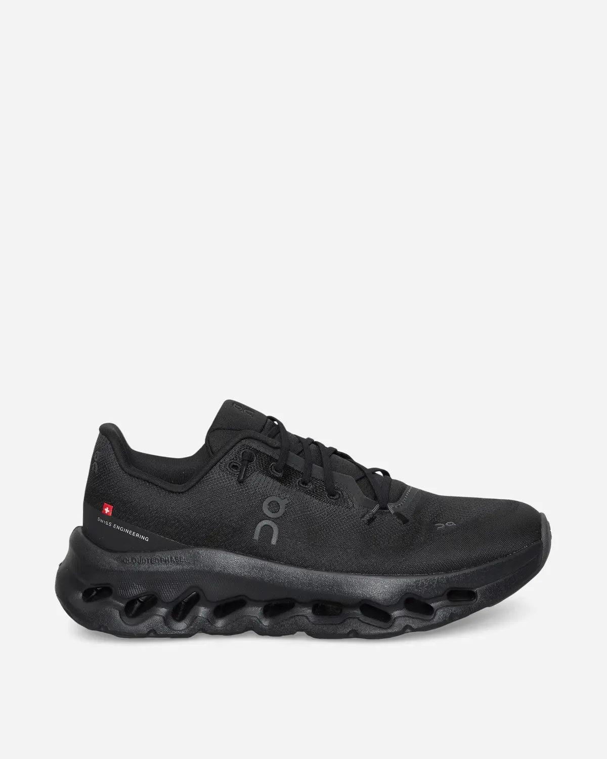 Cloudtilt Sneakers Eclipse / Black 1