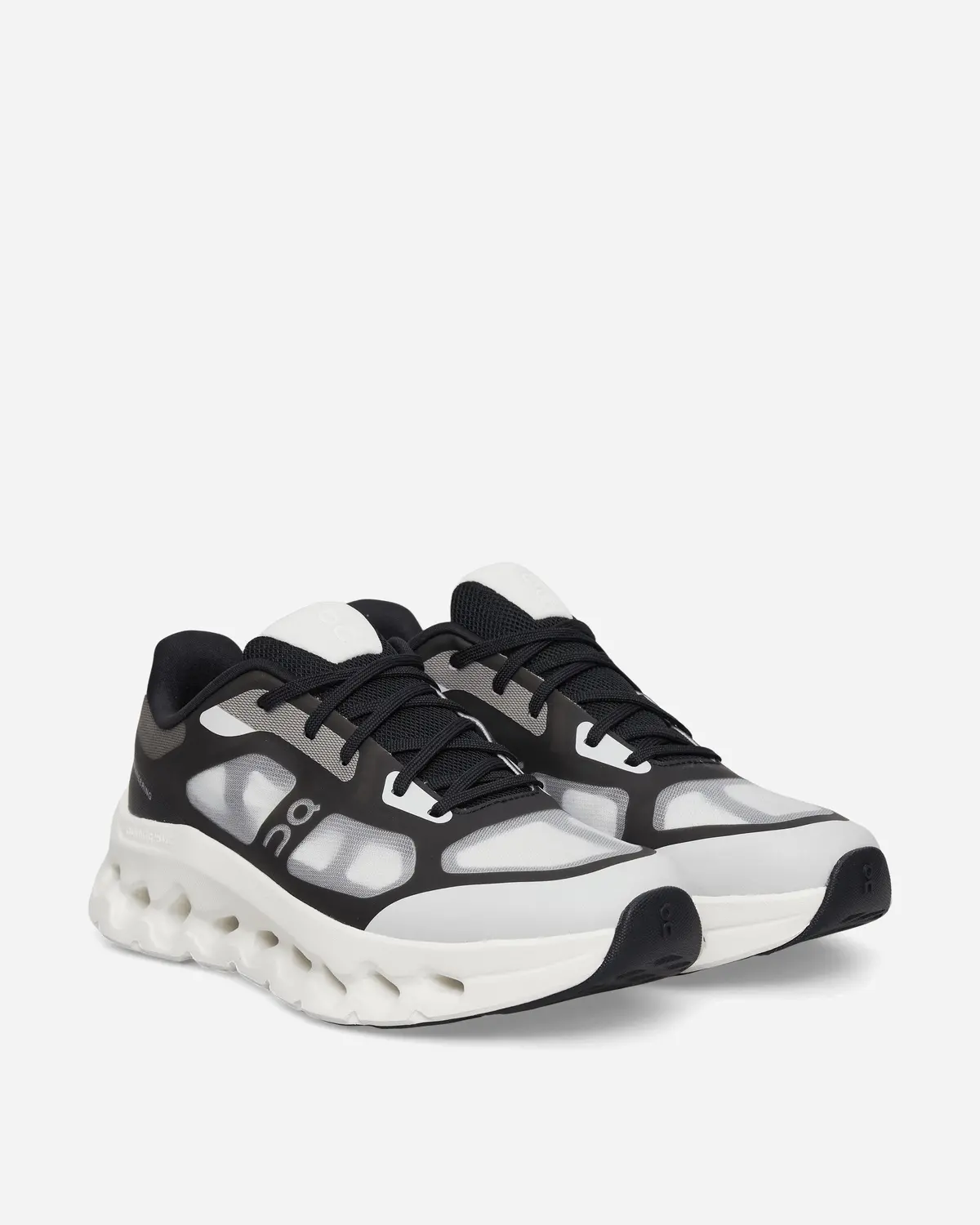 Cloudtilt Remix Sneakers Black / Ivory 2