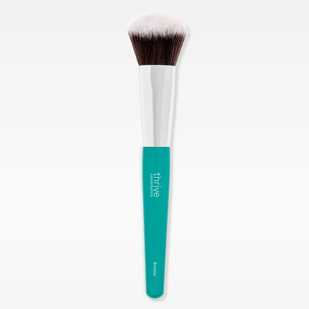 Diffusing Angled Bronzer Brush™ 1