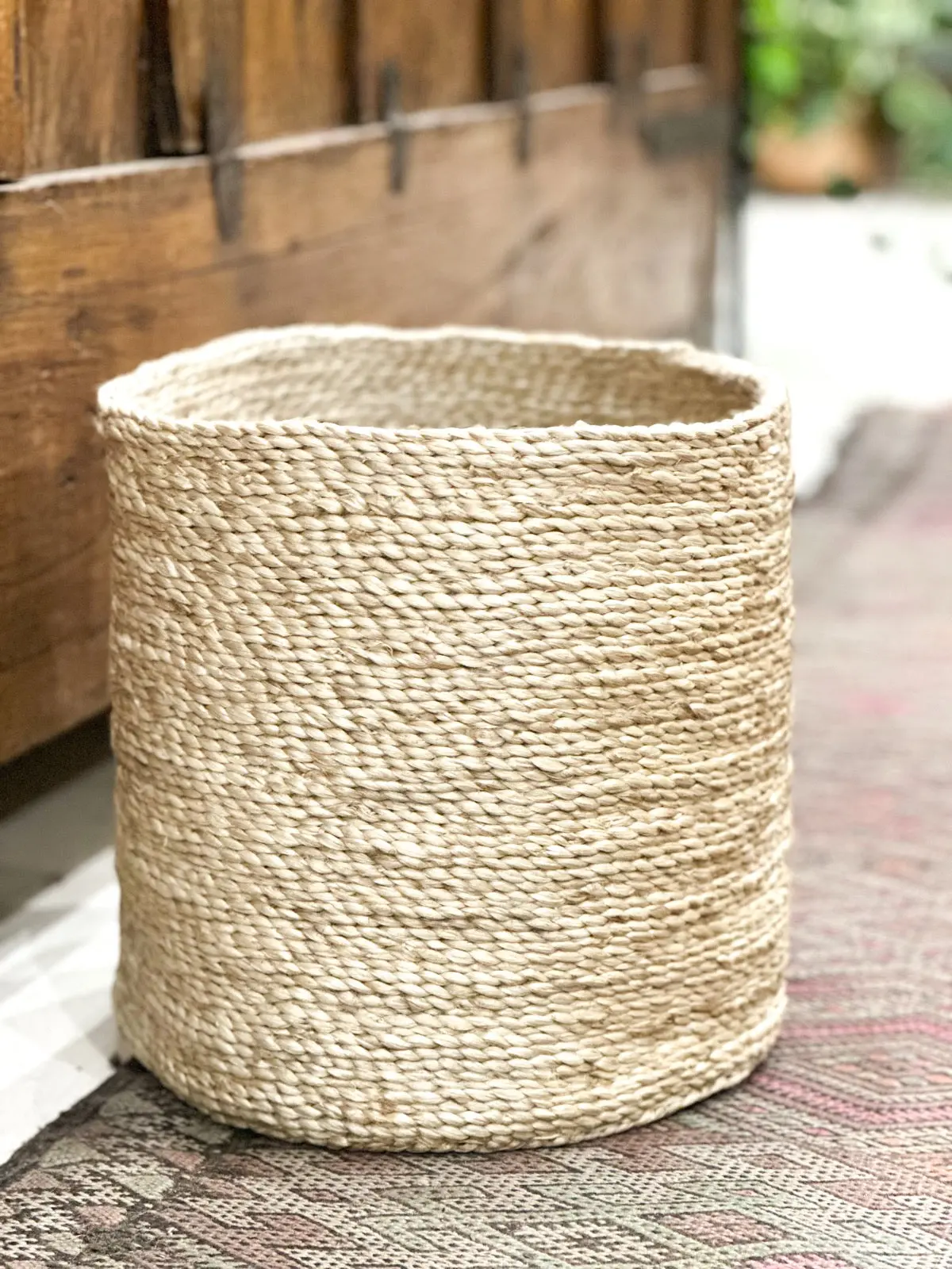 Medium Handwoven Jute Round Basket 1