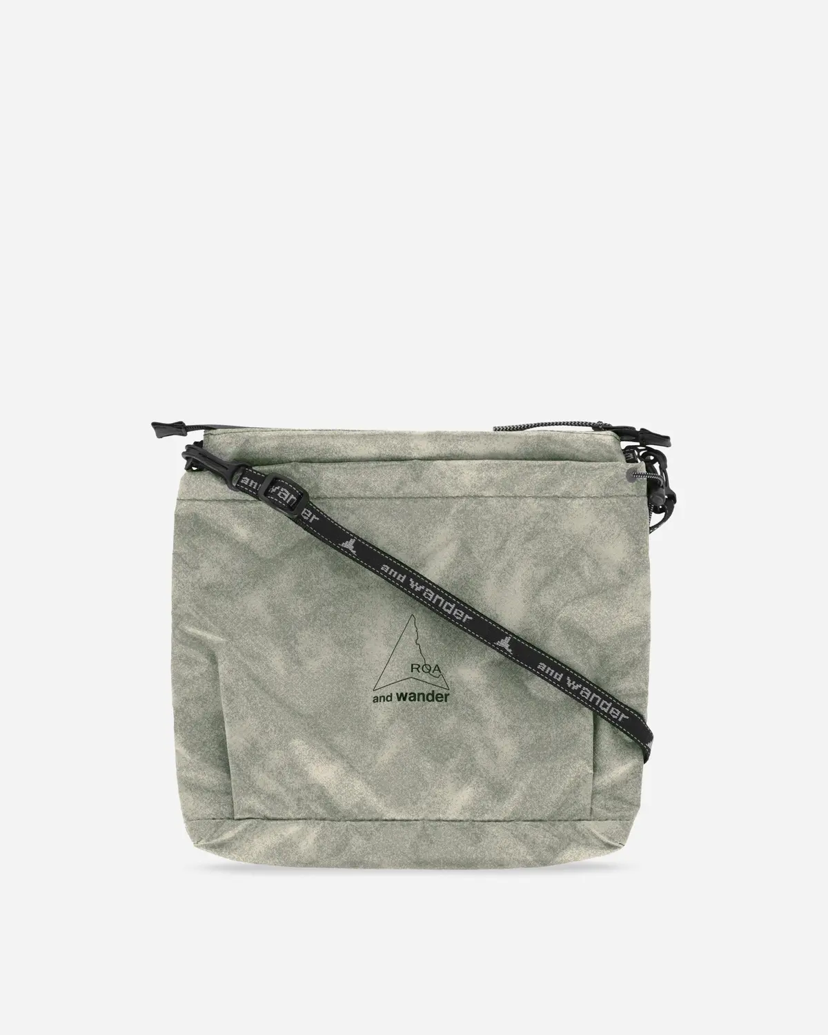 And Wander Sil Sacoche Light Grey 1