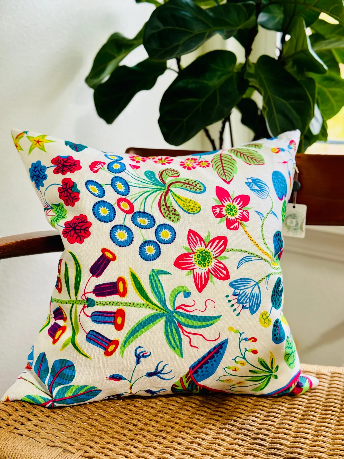 Svenskt Tenn Botanical Pillow 1