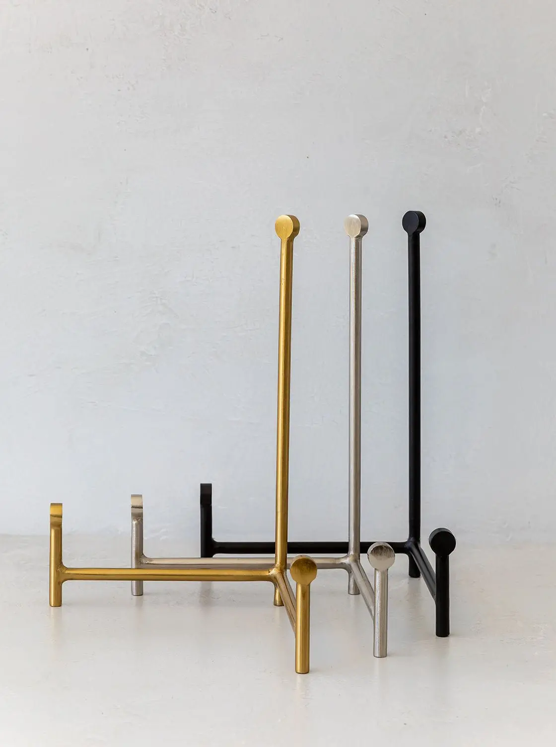 Art Display Stand 1