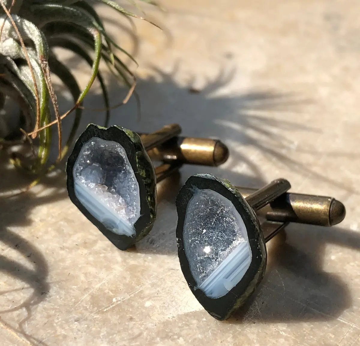 Druzy Agate Geode Cufflinks, Tabasco Geode Cuff Links 1