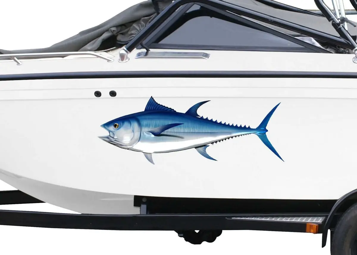 Straight-Running Bluefin Tuna Graphic For Boats – Custom Marine Vinyl 1