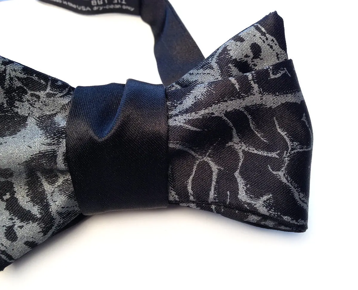 Anatomical Brain Bow Tie. Brainstorming Bowtie 1