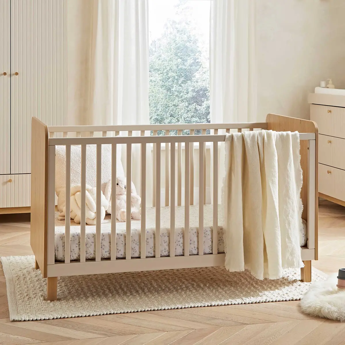 Cuddleco Remi Cot Bed - Oak/Cashmere 1