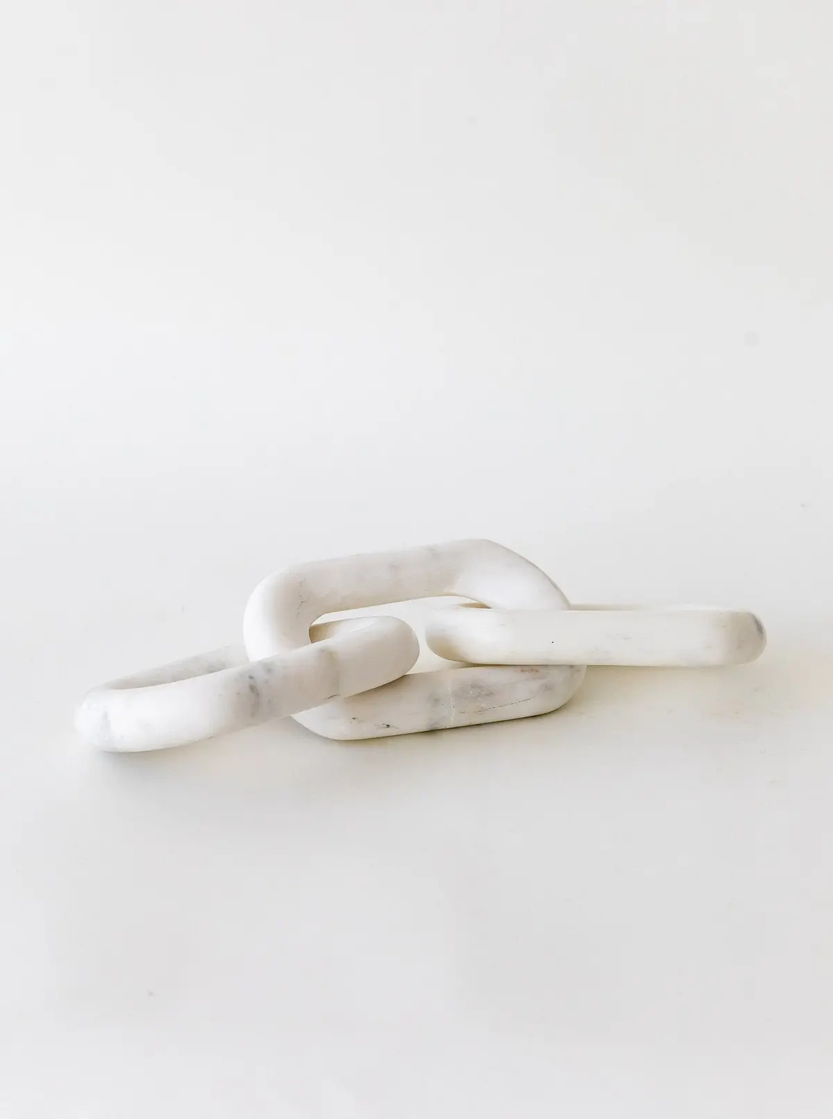 Marble Chain Accent 1