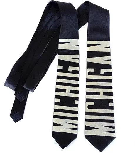 Bus Scroll Necktie: Michigan Avenue, Silk 1