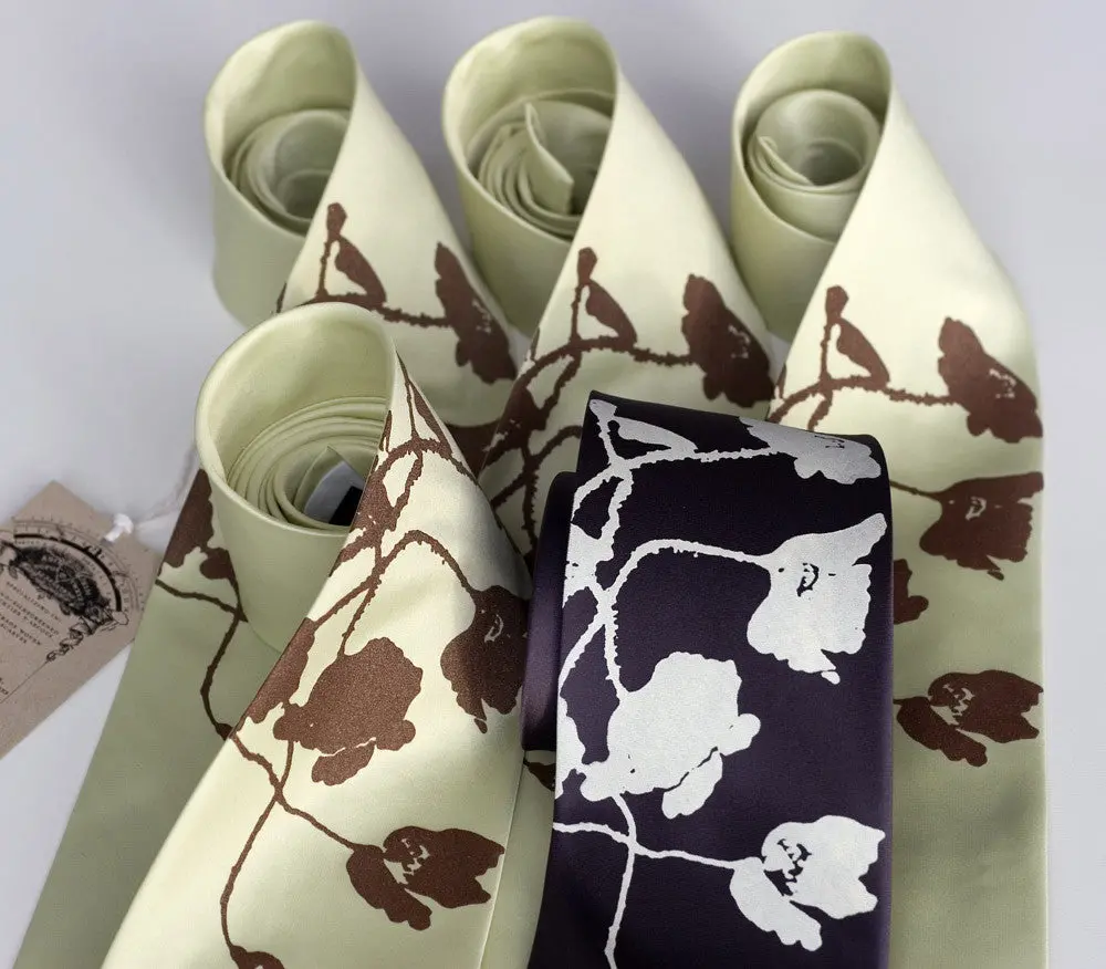 Poppies Necktie. Floral Print Microfiber Tie. 1