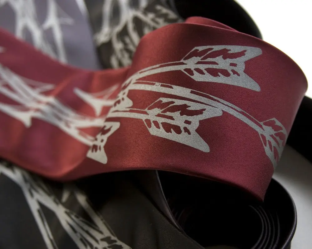 Quiver: Arrows Silk Necktie 1