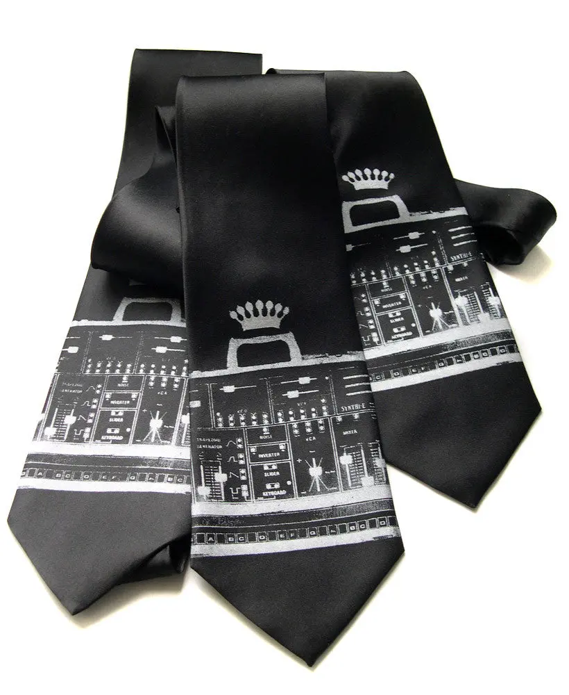 Synthi Silk Necktie 2